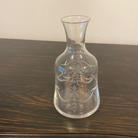 Southern Living at Home English Garden Bedside Set - Picture 2 of 6